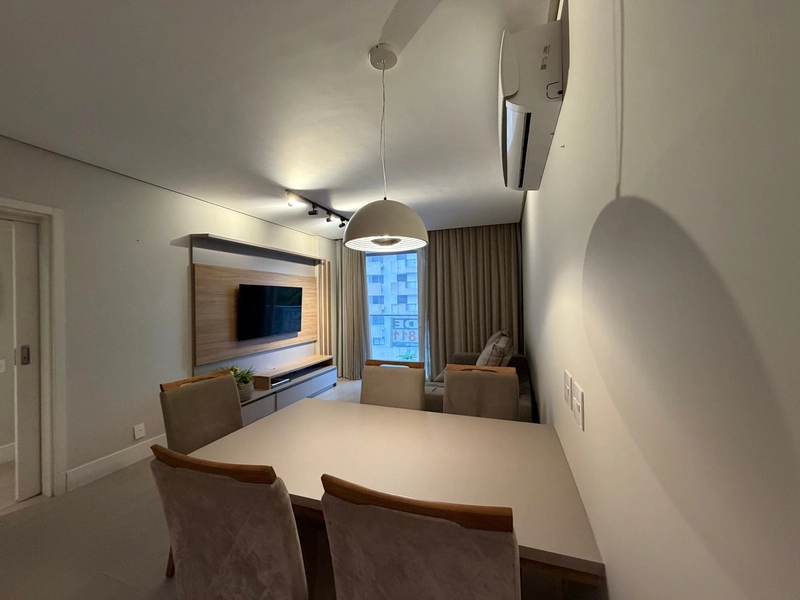 Apto a venda mobiliado de 2 dormitórios  no centro  Florianopolis: 5ª foto da galeria de imagens do imóvel