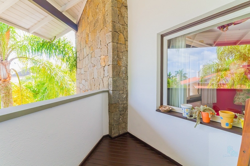 Casa residencial a venda Jurere internacional perto mar: 37ª foto da galeria de imagens do imóvel