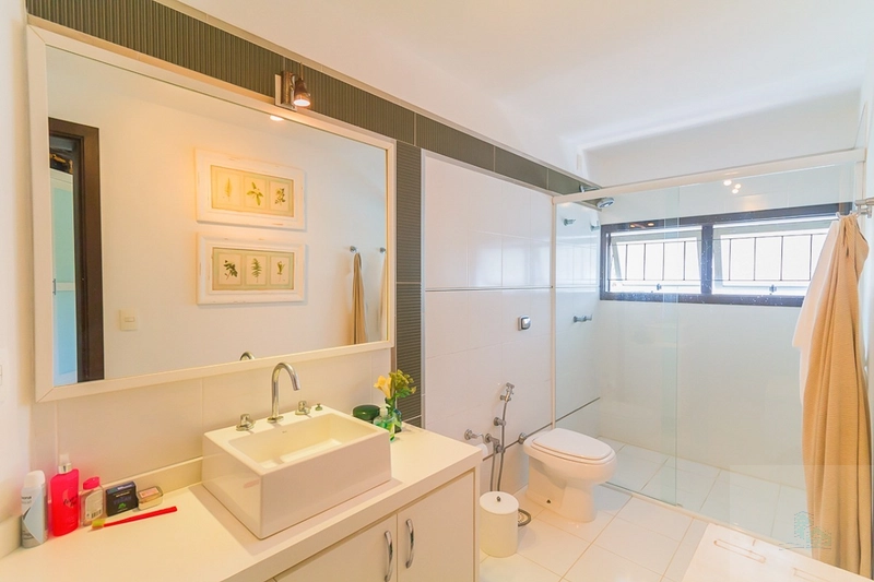 Casa residencial a venda Jurere internacional perto mar: 47ª foto da galeria de imagens do imóvel