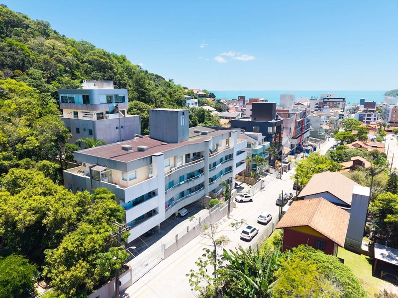 Apartamento 100%mobiliado á venda em Bombinhas,(pertinho do mar)!: 2ª foto da galeria de imagens do imóvel