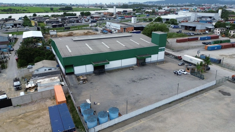 Galpão 3200m²FÁCIL ACESSO AOS PORTOS,instale sua empresa aqui conosco!: 4ª foto da galeria de imagens do imóvel