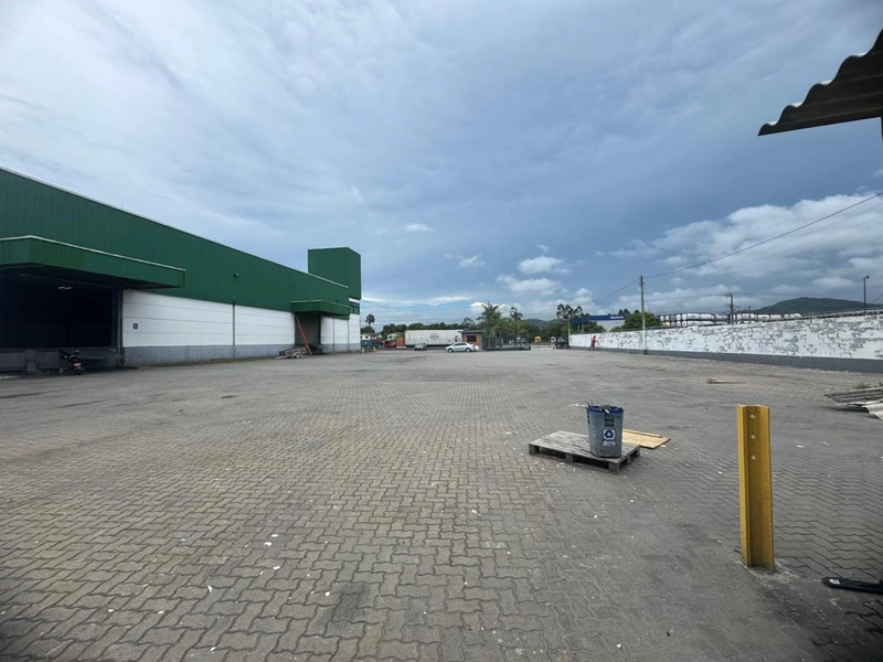 Galpão 3200m²FÁCIL ACESSO AOS PORTOS,instale sua empresa aqui conosco!: 9ª foto da galeria de imagens do imóvel