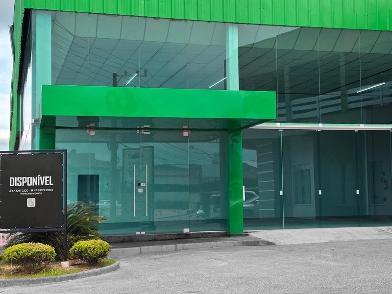 Galpão Comercial para Locação em Brusque – Excelente Visibilidade: 1ª foto da galeria de imagens do imóvel