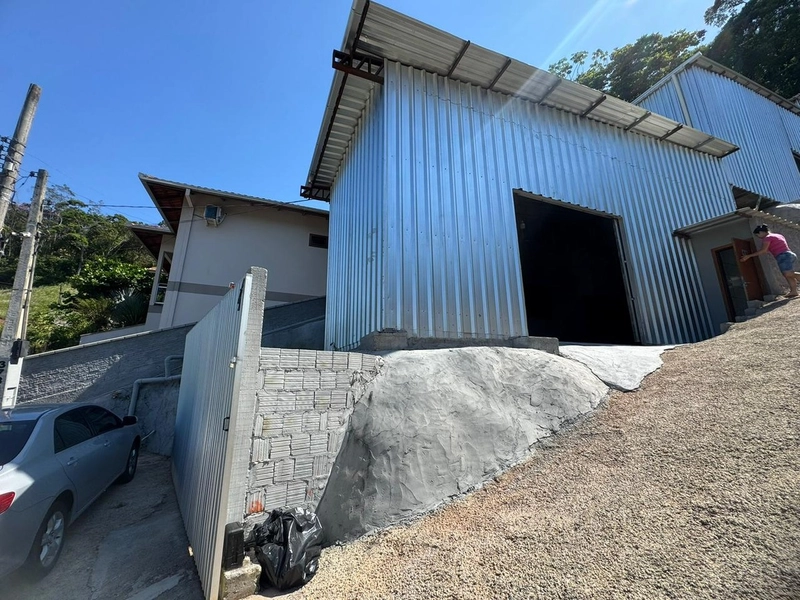 Galpão para locação em Brusque – a 5 minutos do Centro: 9ª foto da galeria de imagens do imóvel