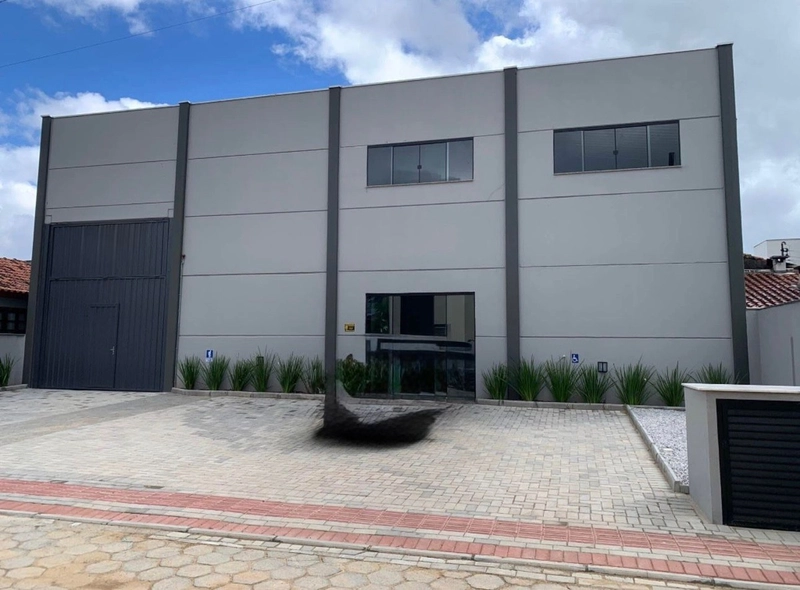 Galpão 265m²,com mezanino para escritório,bem funcional,em Brusque.: 6ª foto da galeria de imagens do imóvel