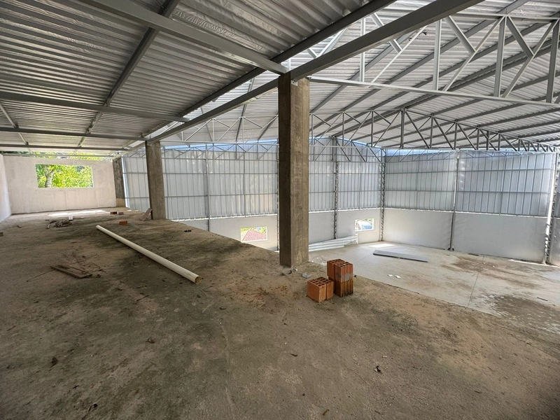 Galpão 570m²,com mezanino,banheiros :pronto para receber sua empresa !: 12ª foto da galeria de imagens do imóvel