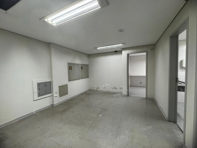 Escelente espço e localização para você instalar sua empresa!: 4ª foto da galeria de imagens do imóvel