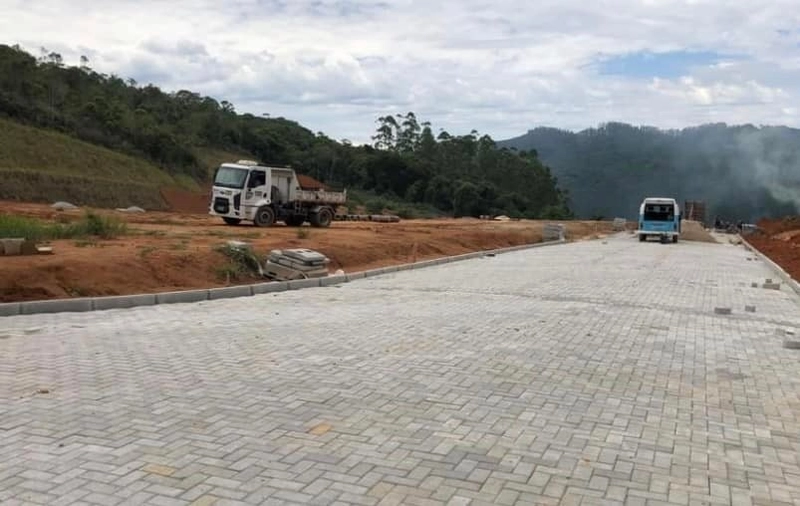 Terrenos no Loteamento Valle dos Cedros em Dom Joaquim Brusque: 2ª foto da galeria de imagens do imóvel