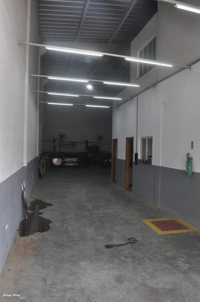 Galpão Versátil com 367m² e Estrutura Administrativa Completa: 3ª foto da galeria de imagens do imóvel