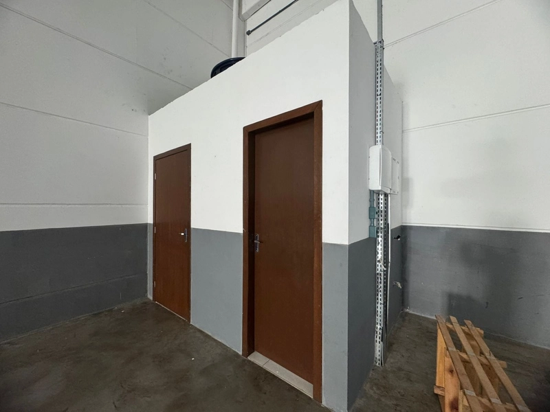 GALPÃO PARA LOCAÇÃO EM BRUSQUE (351m²)– SC: 8ª foto da galeria de imagens do imóvel