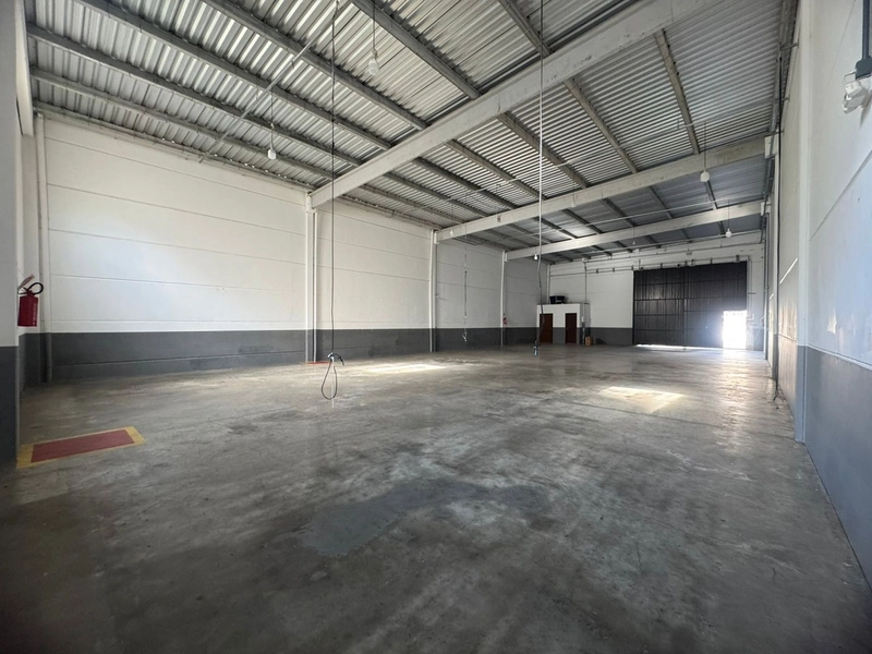 GALPÃO PARA LOCAÇÃO EM BRUSQUE (351m²)– SC: 3ª foto da galeria de imagens do imóvel