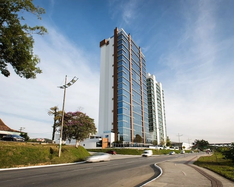 Apartamento Duplex á venda,em Brusque.Agende sua visita.