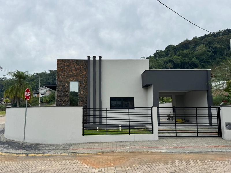 Residência Exclusiva no Bairro Bateas 1 Suíte com closet+2dormitórios: 15ª foto da galeria de imagens do imóvel