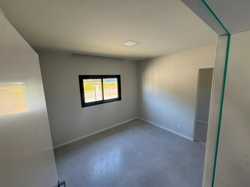 Residência Exclusiva no Bairro Bateas 1 Suíte com closet+2dormitórios: 13ª foto da galeria de imagens do imóvel