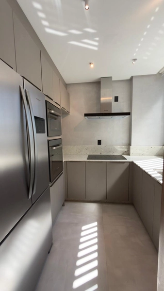 VILLA DEL FIUME :VAGA GARAGEM NÁUTICA-FRENTE PARA RIO PEREQUÊ.: 39ª foto da galeria de imagens do imóvel