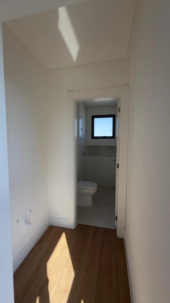 VILLA DEL FIUME :VAGA GARAGEM NÁUTICA-FRENTE PARA RIO PEREQUÊ.: 43ª foto da galeria de imagens do imóvel