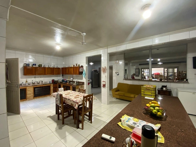 Venda casa com galpão em anexo, amplo espaço para restaurante ou comer: 7ª foto da galeria de imagens do imóvel