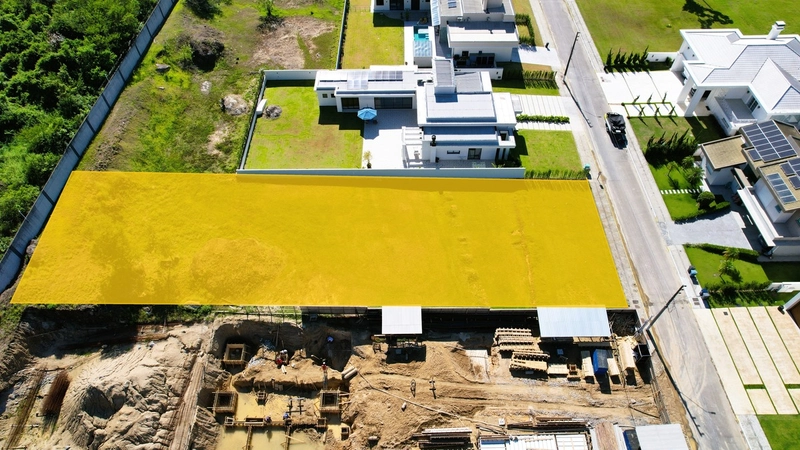 Terreno Condomínio fechado,completa infraestrutura em Itapema/SC: 5ª foto da galeria de imagens do imóvel