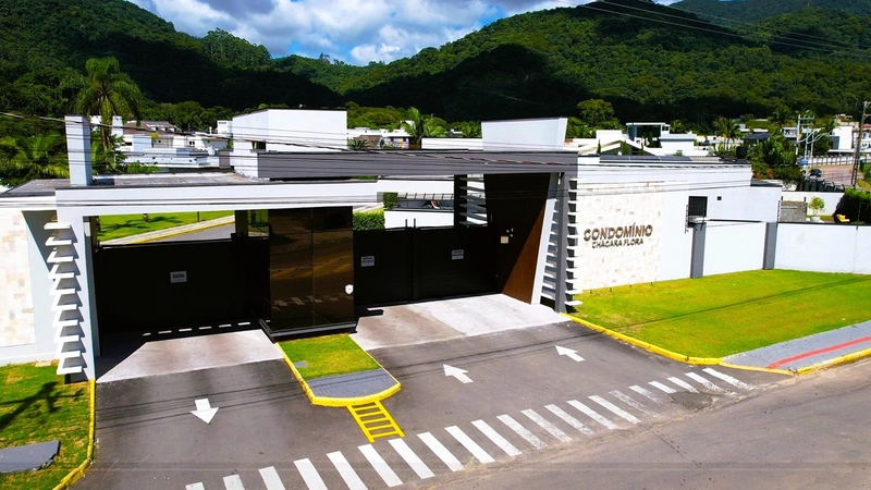 Terreno Condomínio fechado,completa infraestrutura em Itapema/SC: 2ª foto da galeria de imagens do imóvel