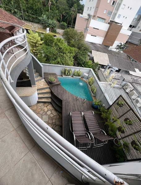 Casa alto padrão Bairro Centro I, 240m² privativos com varanda gourme: 4ª foto da galeria de imagens do imóvel