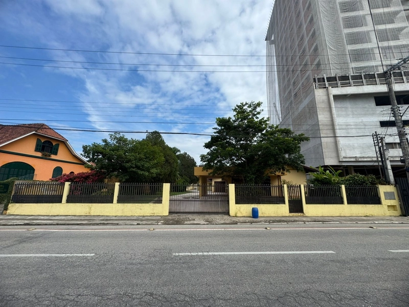 OPORTUNIDADE EXCLUSIVA EM Brusque, terreno com potencial para construç