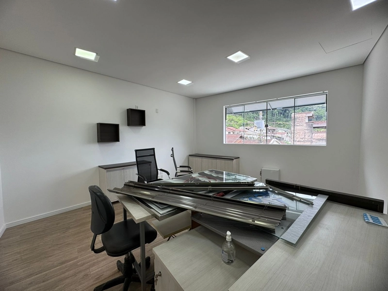 EXCELENTE  OPORTUNIDADE  PARA INSTALAR SUA  EMPRESA EM BRUSQUE: 21ª foto da galeria de imagens do imóvel