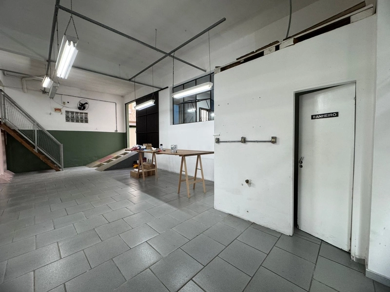 OPORTUNIDADE NO CENTRO DE BRUSQUE,220 m²: AGENDE UMA VISITA!: 3ª foto da galeria de imagens do imóvel