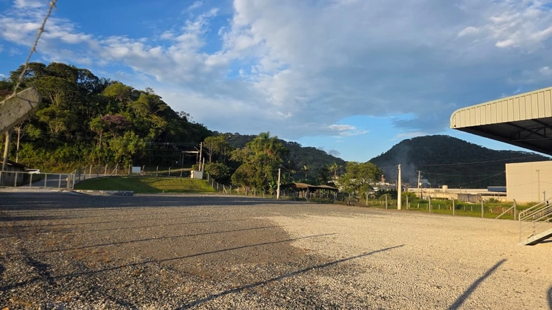 Galpão 1.369,75 m² para locação em Itajaí: 18ª foto da galeria de imagens do imóvel
