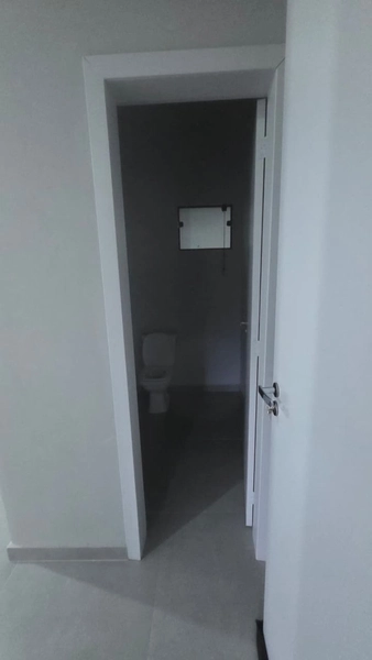 Galpão 1.369,75 m² para locação em Itajaí: 4ª foto da galeria de imagens do imóvel