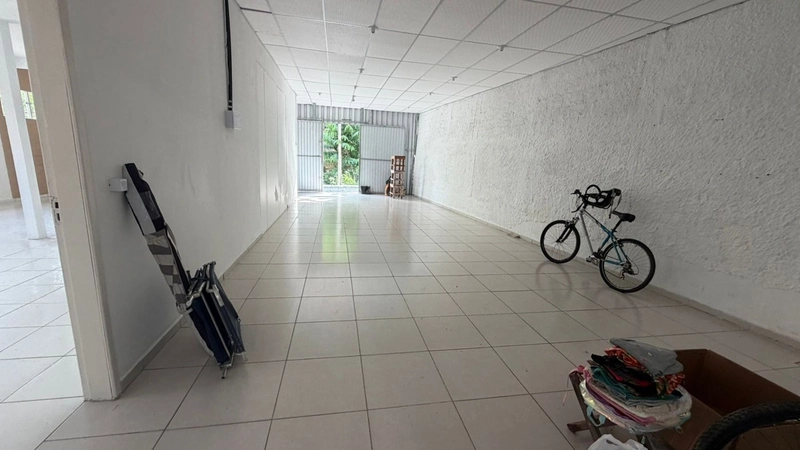 Galpão comercial (150m²) para locação em Brusque-SC: 3ª foto da galeria de imagens do imóvel