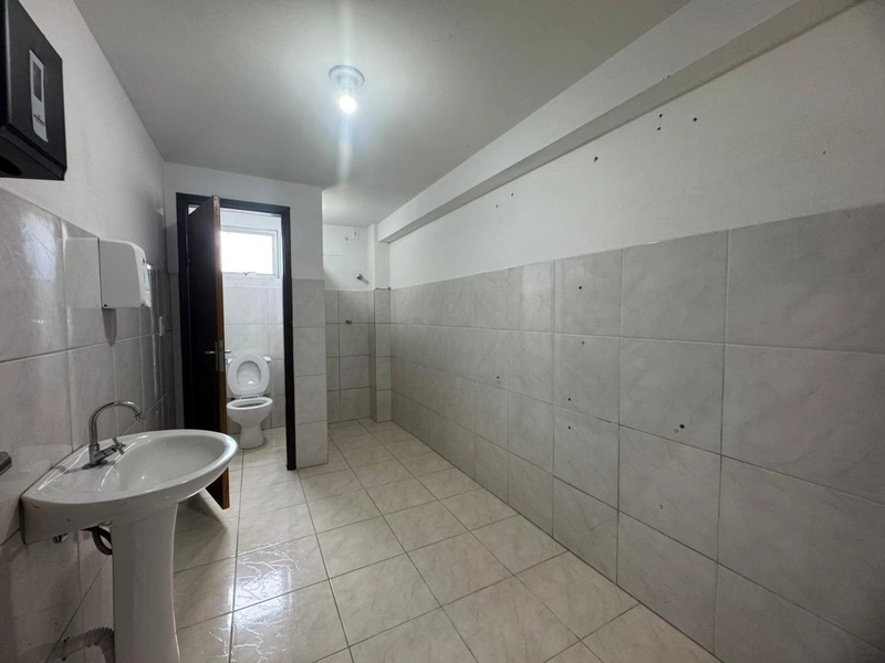 Galpão Comercial (376m²)para Locação em Brusque !: 8ª foto da galeria de imagens do imóvel