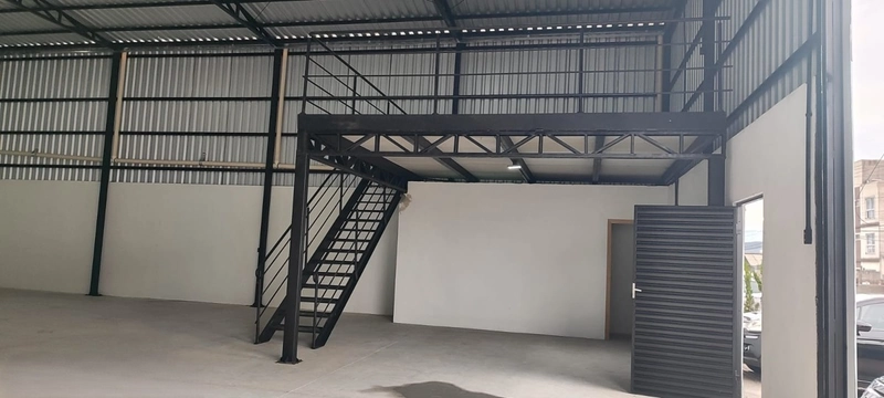 Galpão 338m² em Itajaí: o espaço certo para sua empresa crescer,: 2ª foto da galeria de imagens do imóvel
