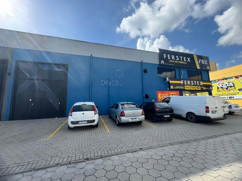Oportunidade Brusque:Galpão 540m²pronto,com mezanino,doca e vitrine !: 4ª foto da galeria de imagens do imóvel