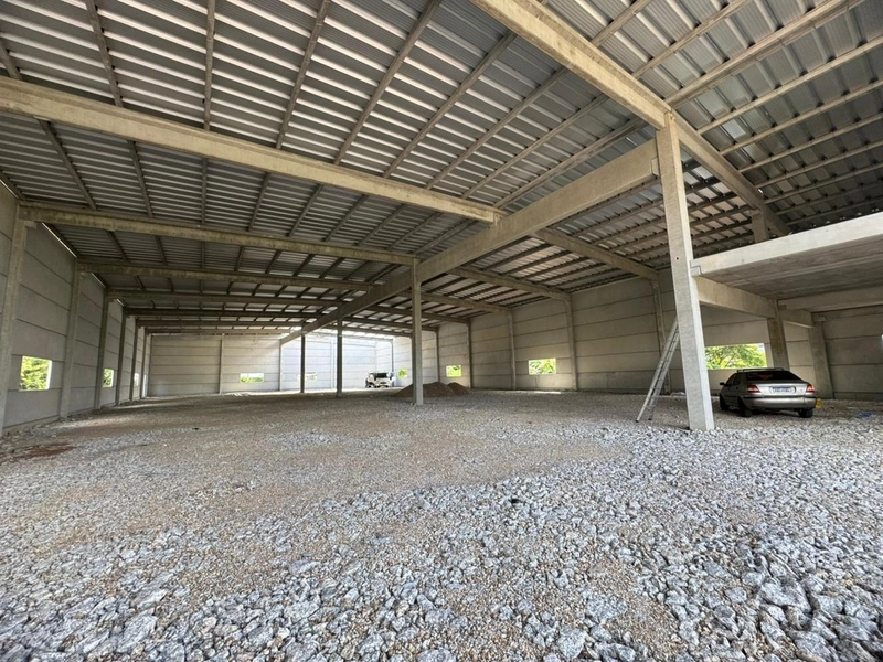 EXCLUSIVO: Galpão 2.200m²,para locação em Brusque: 4ª foto da galeria de imagens do imóvel