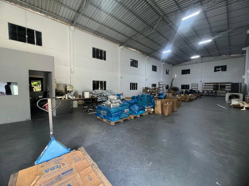 Galpão em Itajaí-terreno 1574m² e 470m² area construída(casa+galpão): 13ª foto da galeria de imagens do imóvel