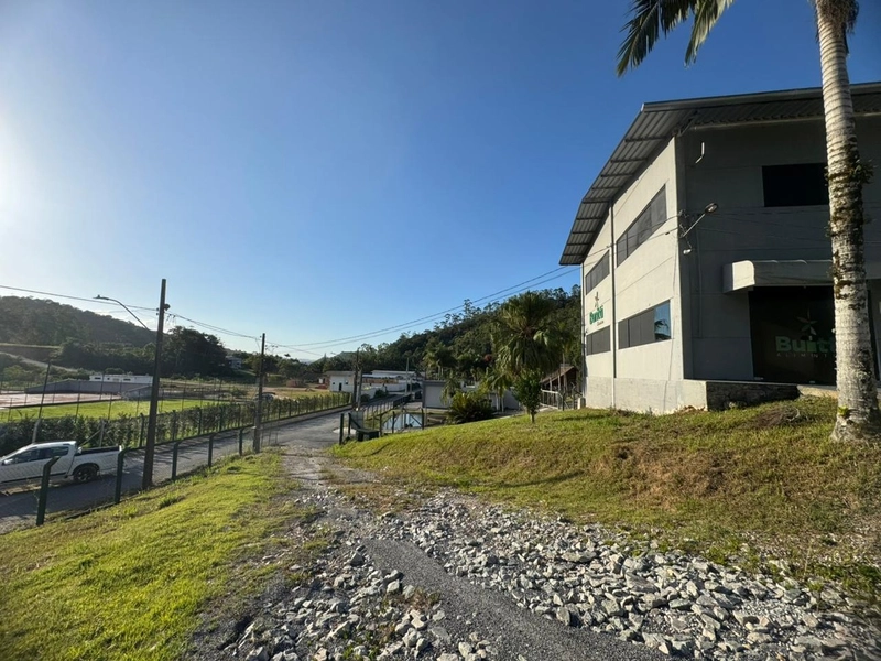 Galpão em Itajaí-terreno 1574m² e 470m² area construída(casa+galpão): 6ª foto da galeria de imagens do imóvel