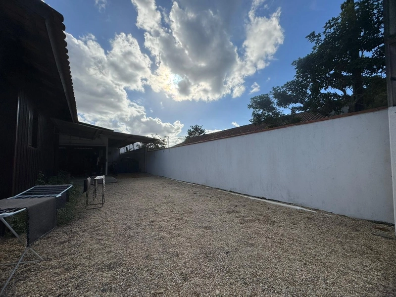 OPORTUNIDADE EM GUABIRUBA – CASA + GALPÃO NO CENTRO!: 11ª foto da galeria de imagens do imóvel