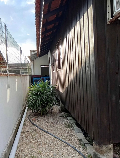 OPORTUNIDADE EM GUABIRUBA – CASA + GALPÃO NO CENTRO!: 7ª foto da galeria de imagens do imóvel