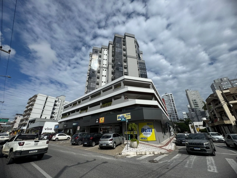 Sala Comercial para Locação no Centro de Brusque – Residencial Quartzo: 1ª foto da galeria de imagens do imóvel