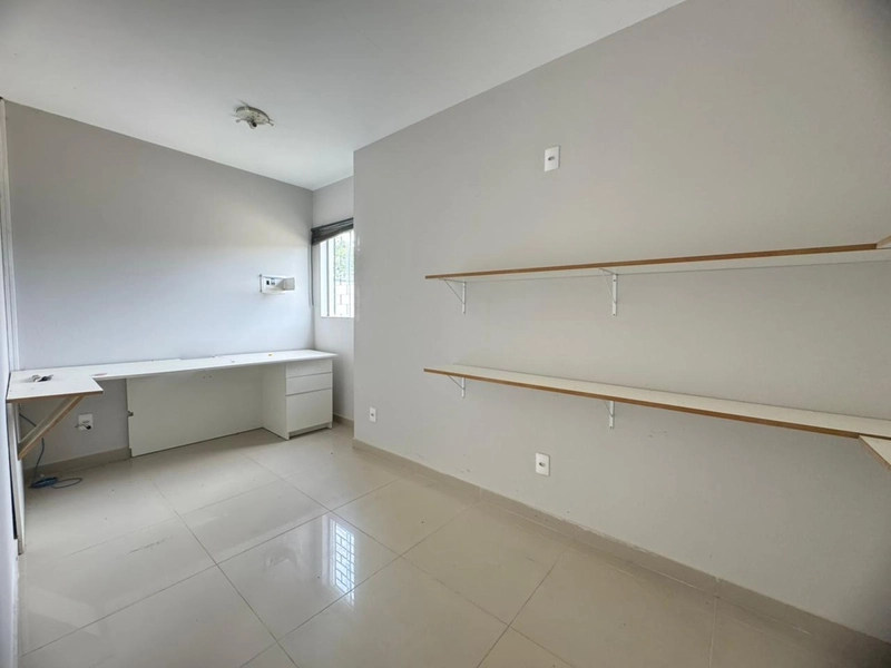 Galpão: 8ª foto da galeria de imagens do imóvel