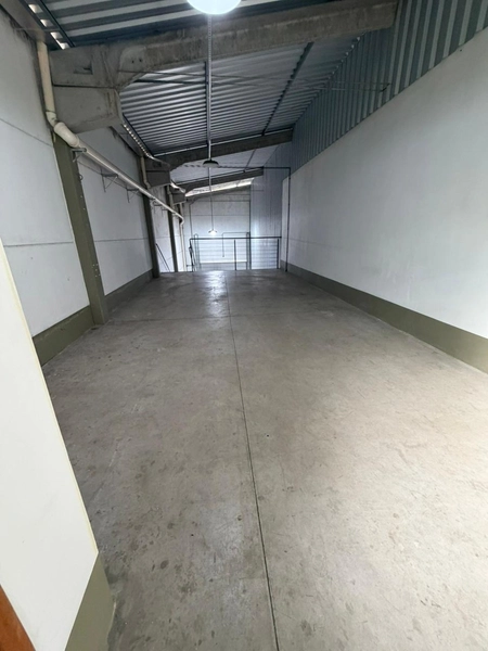 Galpão com 230m², para Locação em Brusque: 13ª foto da galeria de imagens do imóvel