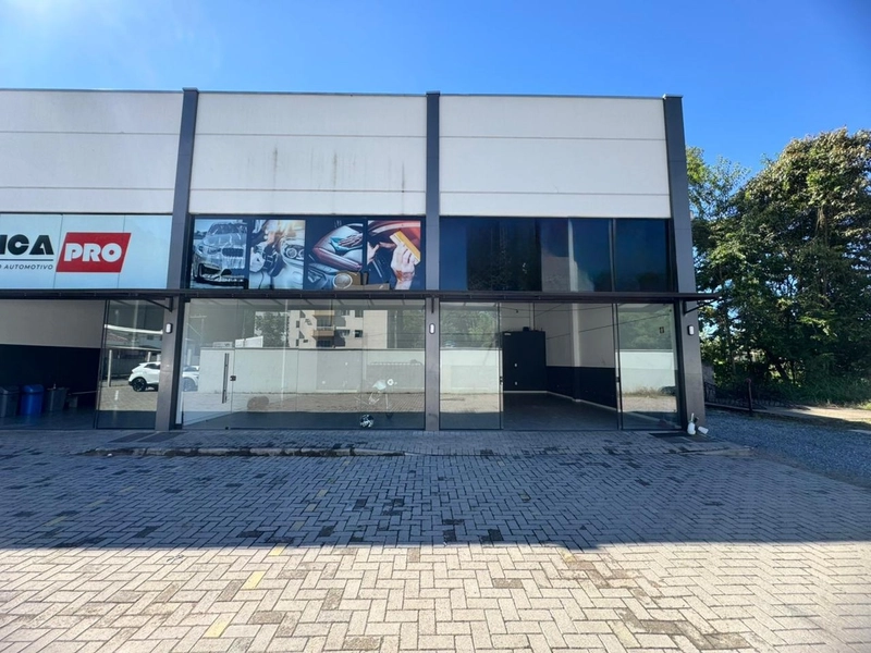 Sala comercial 110m²(2 salas integradas)para locar em Brusque