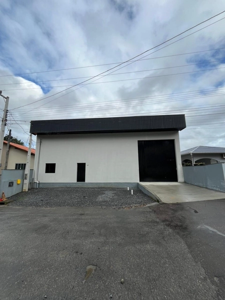 Galpão NOVO Á VENDA 300m² área construída,em Brusque!: 1ª foto da galeria de imagens do imóvel