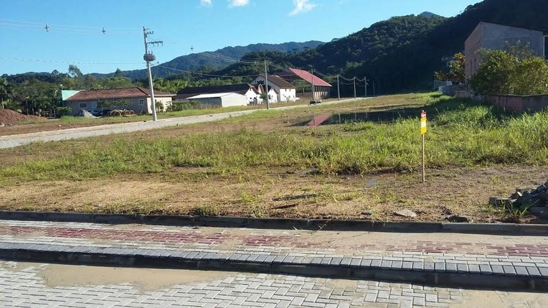 Terreno no Residencial Paula Koehler em Guabiruba /SC.