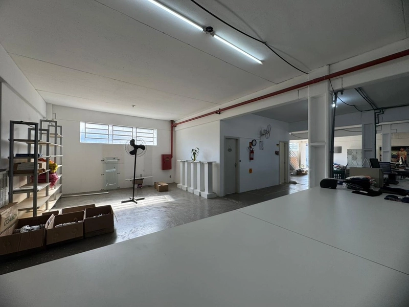 Galpão 1.200m²,para locação em Brusque,de frente para a geral!: 27ª foto da galeria de imagens do imóvel