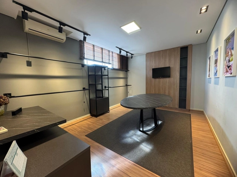 Galpão 1.200m²,para locação em Brusque,de frente para a geral!: 18ª foto da galeria de imagens do imóvel