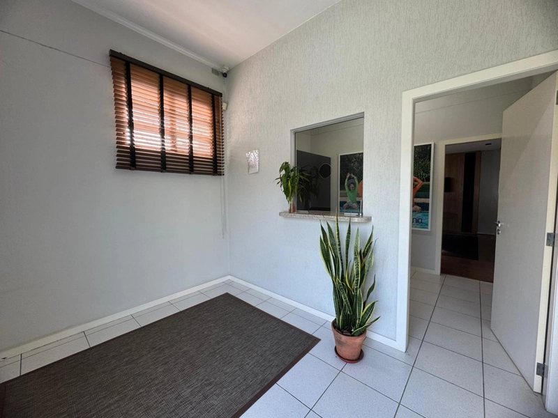 Galpão 1.200m²,para locação em Brusque,de frente para a geral!: 6ª foto da galeria de imagens do imóvel