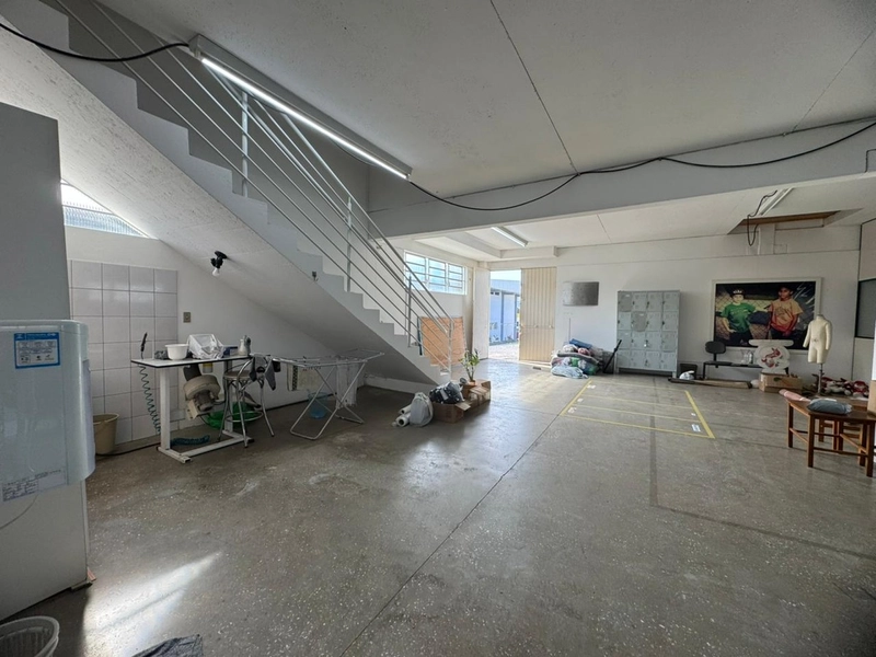 Galpão 1.200m²,para locação em Brusque,de frente para a geral!: 26ª foto da galeria de imagens do imóvel