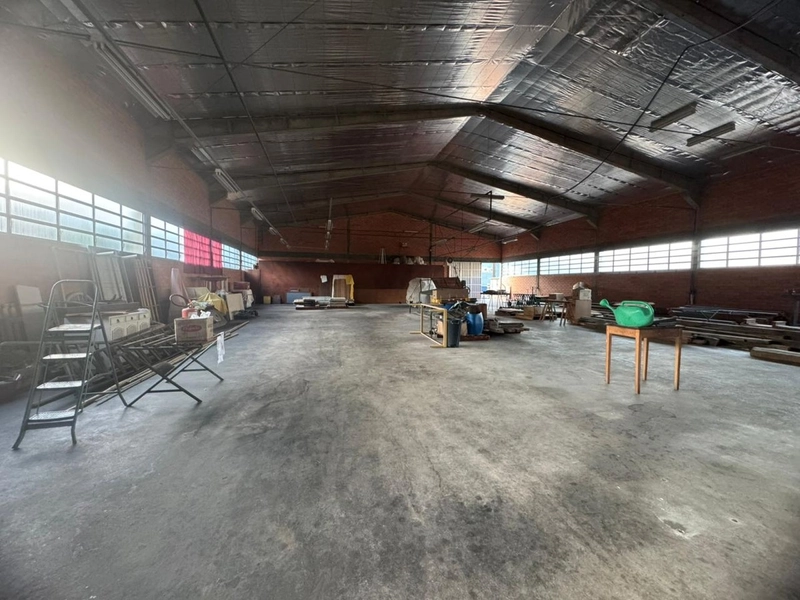 Galpão 500m² em Brusque para locação-agende sua visita !: 4ª foto da galeria de imagens do imóvel