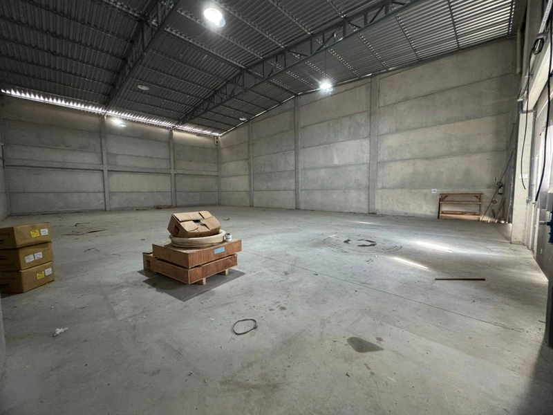 GALPÃO 380M²,PARA LOCAÇÃO EM BRUSQUE,AGENDE SUA VISITA !: 5ª foto da galeria de imagens do imóvel